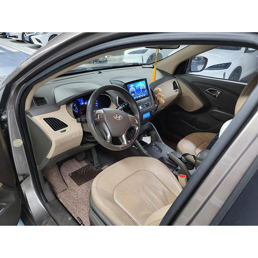 现代 IX35 2.0L 自动两驱精英版 【长租-深圳】 商品图2