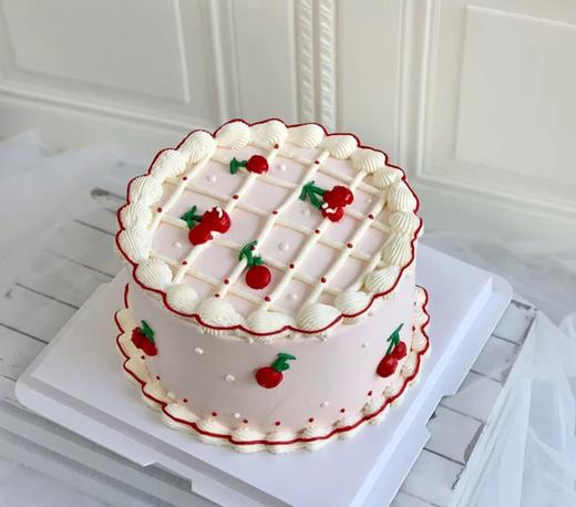 送妈妈/女神 复古裱花樱桃生日蛋糕 商品图0