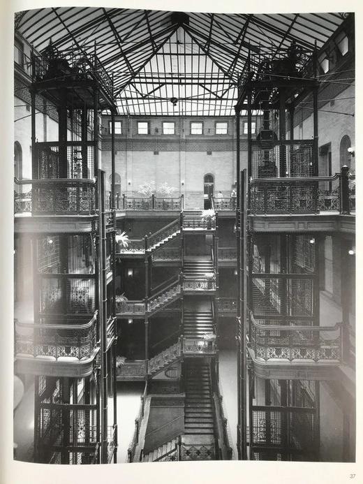 二十世纪建筑图集 450幅插图 精装厚重大16开 商品图10