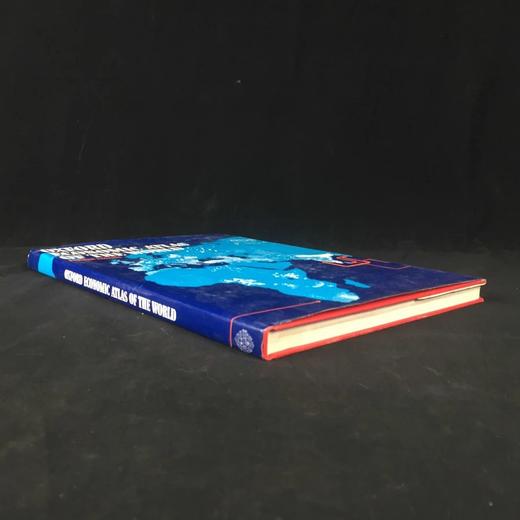 牛津世界经济地图集 300余幅插图 精装8开 商品图1