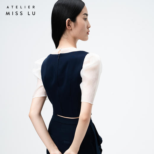 AtelierMissLu /Liliana-泡泡袖藏青拼白短上衣 商品图3