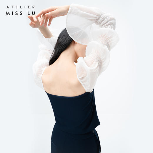 AtelierMissLu /Evy-藏青拼白纱袖短上衣 商品图3