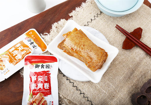 零食铺子 御食园 笋尖素肉  营养美味 香辣可口 商品图1