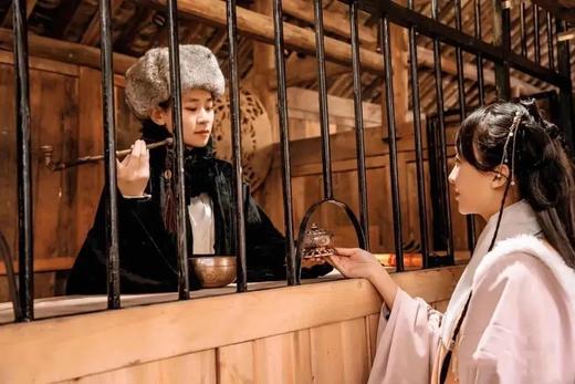 【团建出行 | 街子古镇·味江.九州实景江湖·直通车】仅¥168体验沉浸式原创剧本杀~40000平逼真实景，一秒换装穿越古代，奇幻武侠江湖等你探索~ 商品图2