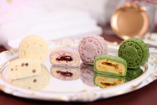 中秋礼盒 ｜四个装/六个装 三色冰皮月饼 抹茶(芒果百香果)/覆盆子（玫瑰覆盆子）/原味（豆乳脆珠） ♡ 商品图0