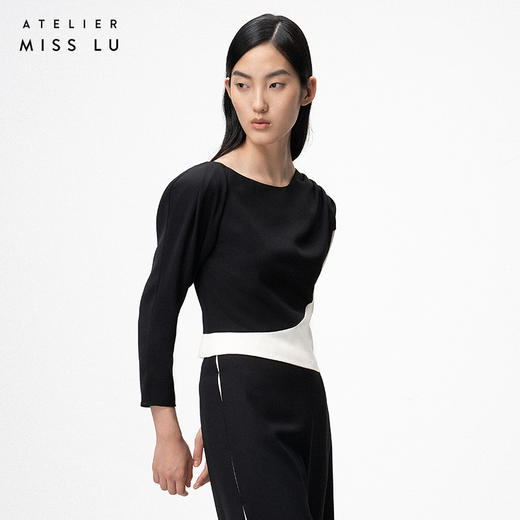 【落落优雅】肩部压褶黑白撞色拼接长袖上衣/00201A 商品图1