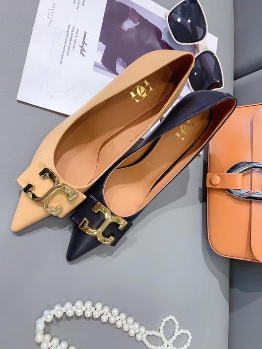 SE21002#尖头双C胎牛皮高跟鞋 商品图1