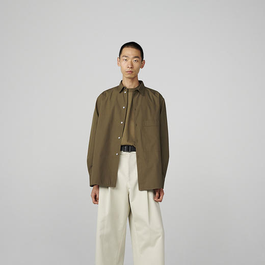 英国 STUDIO NICHOLSON SANTO SN 英伦风高支棉大口袋宽松衬衫 商品图1