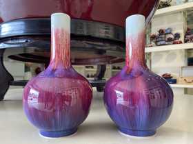 邓希平:郎红花釉直口瓶