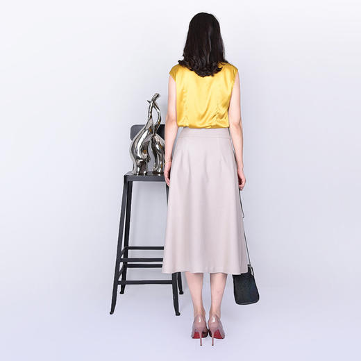 圣三利女装春秋季纯色气质优雅半身裙SL121B08 商品图2