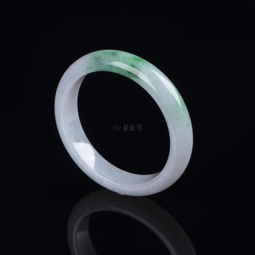 【馨月】飘绿翡翠平安镯2-SZ2108203 商品图0