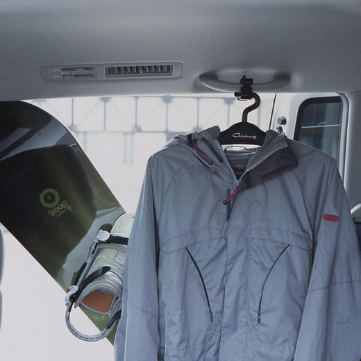 利快日本进口车载伸缩衣架快速收纳不占空间汽车后排挂衣架衣服架 商品图1