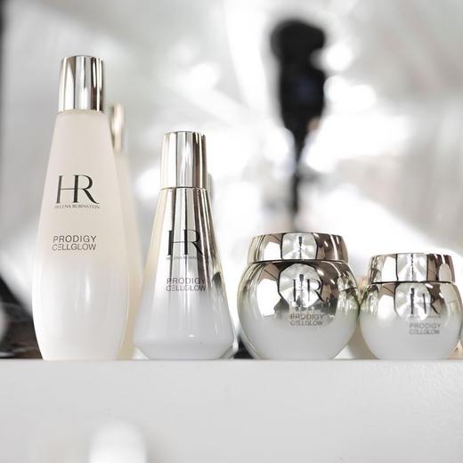 法国 HR赫莲娜 至美琉光恒采小露珠精萃露 爽肤水 200ml 商品图6