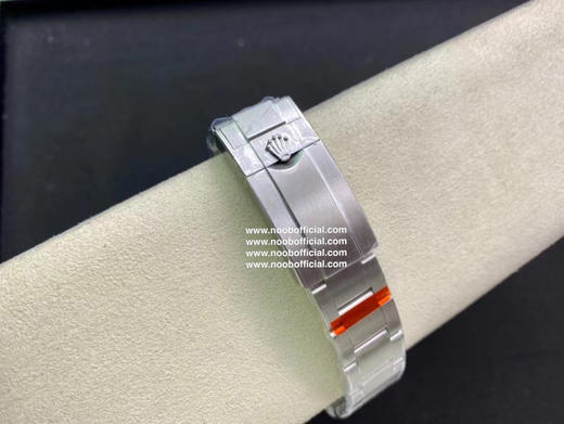 NOOB 2021新款 劳力士探险家型 36mm系列
1⃣️搭配劳力士全新3230机芯；
2⃣️几乎与原装一致厚度11.7mm：表径36mm 商品图4