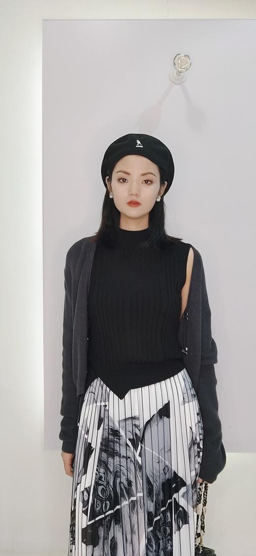 191126【秋款上新】天丝无袖针织打底背心，百搭单品，柔顺高弹，白色请搭配肤色文胸穿着！ 商品图4