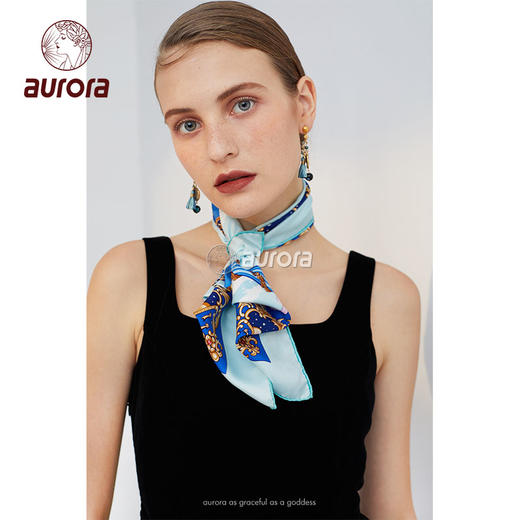 晴空浩月 真丝丝巾 商品图3