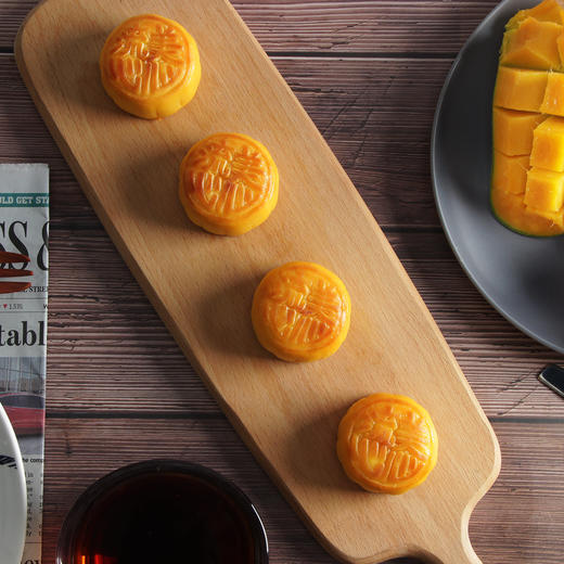 现货 | 香港美心流心奶黄月饼礼盒 双重烘焙自然流心 配送礼袋[福利品] 商品图3