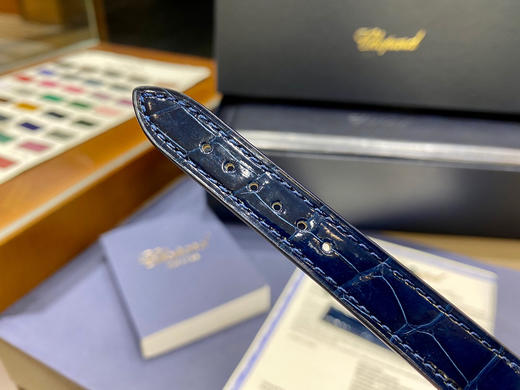 萧邦快乐钻 五钻33mm 专柜新款33mm 女士机械腕表 商品图8