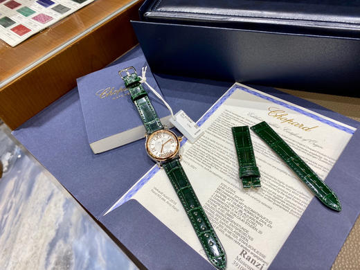 萧邦快乐钻 五钻33mm 专柜新款33mm 女士机械腕表 商品图10