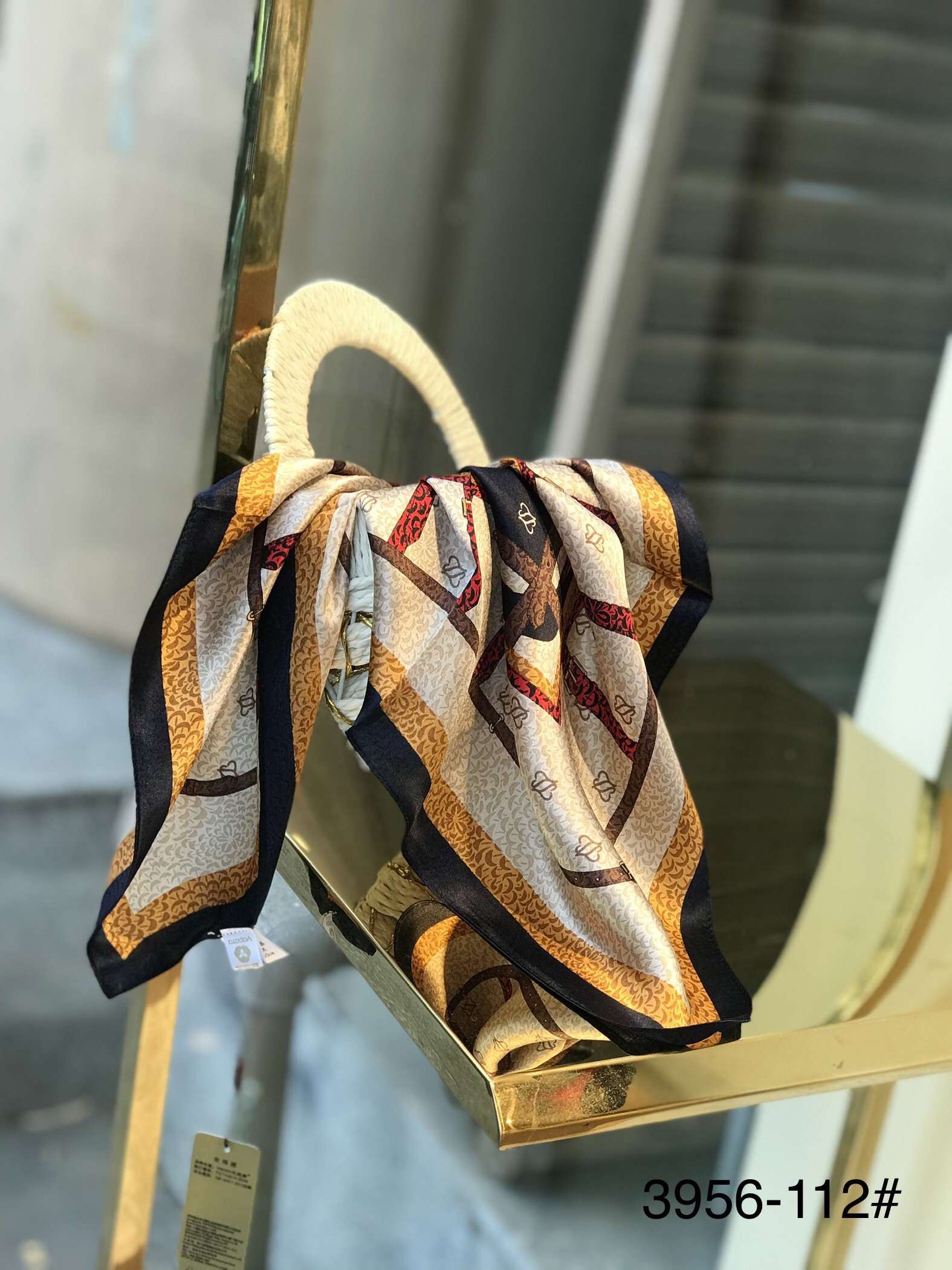 优品堂《缀点》桑蚕丝50X50方巾