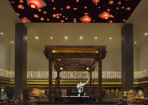 ★春节推荐★￥1099起/晚 打卡【上海喜玛拉雅酒店】 享豪华房+自助早餐+双人除夕自助晚餐~让你度过一个记忆犹新的新年！！有效期2026年2月16日专享~另有中式/西式晚餐套餐可选！ 商品图2