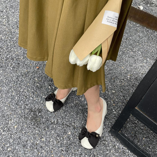 THE SOWING 全皮蝴蝶结百搭奶奶鞋 孕妇软底粗跟单鞋（不支持退换） [福利品] 商品图1