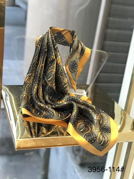 优品堂《缀点》桑蚕丝50X50方巾 商品图4