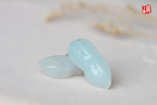 [ 好事发生 ]  天然翡翠花生吊坠 商品图0