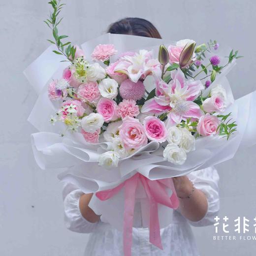 《万卷繁花》  粉色系混搭花束 商品图1