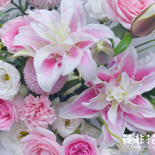 《万卷繁花》  粉色系混搭花束 商品图5