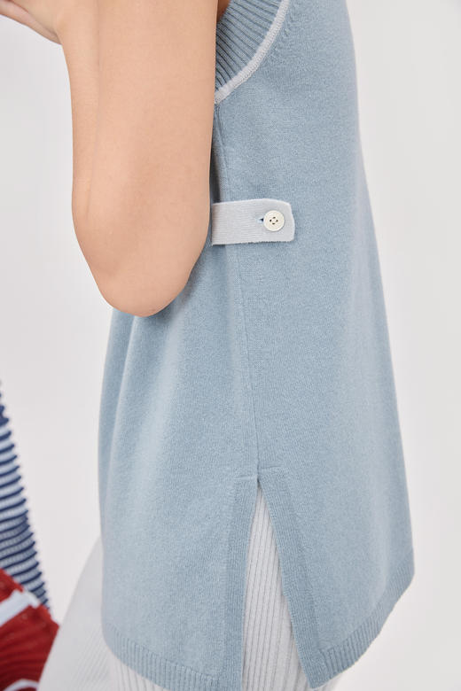  圆领撞色背心 SJF93W110A 商品图1