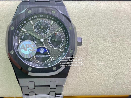 APS 爱彼 黑陶瓷26579 真月相 皇家橡树系列在“Grande Tapisserie”大格纹装饰表盘上，日期、星期、月份、月相，和四个眼睛的位置与原装同步 商品图0