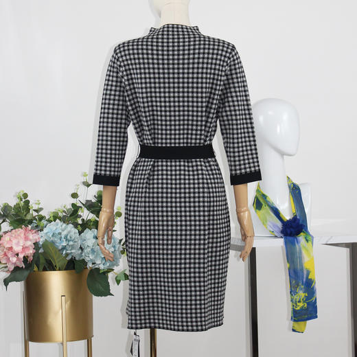 FOCALS福柯斯秋季半高领套头几何提花七分袖针织连衣裙F2YAX105NW 商品图2