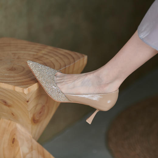 【预售5天】新款仙女风亮片高跟鞋女细跟尖头浅口单鞋 YS-0873 商品图4