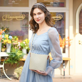 WHY水桶包女斜挎包百搭夏季新款包包时尚女包轻便小巧精致单肩包YAP8410AZ