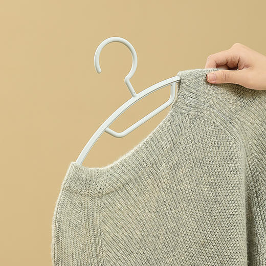 FaSoLa多功能晾衣架家用阳台成人挂衣收纳无痕防滑干湿两用撑衣架 商品图4