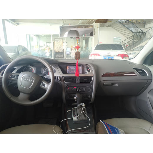 奥迪 A4 2.0 TFSI 标准型【月租-北京】 商品图3