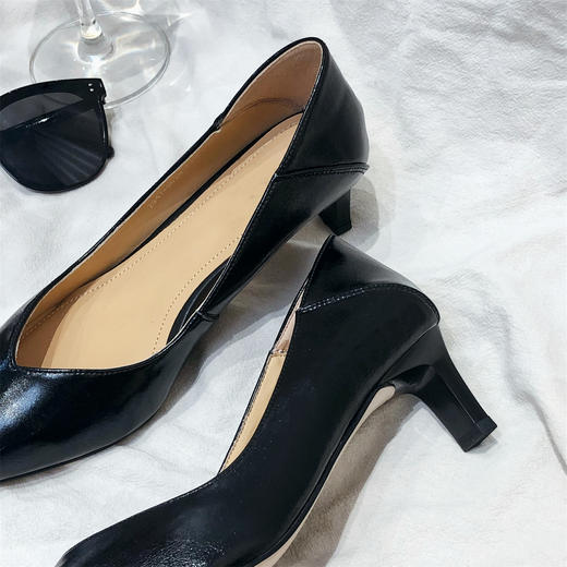 特价秒杀 |THE SOWING 全皮尖头中跟浅口气质单鞋2947-8629 .潮快闪[福利品] 商品图4