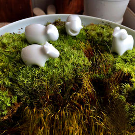 原创经典“萌羊报福”系列陶瓷摆件礼物【下单赠价值29.9元炫彩杯】