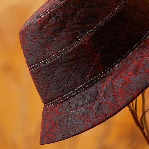 TANGY Collection/天意精品2021年秋冬新品复古龟裂纹莨绸渔夫帽 商品图1