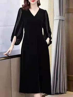 斯漫尼73款 时尚丝绒连衣裙