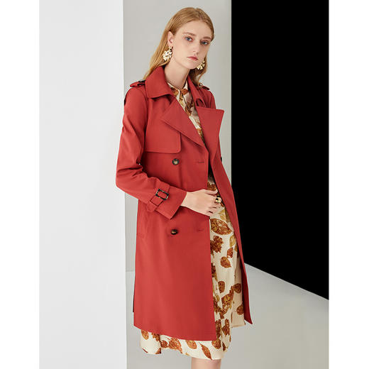 EITIE爱特爱新款经典翻领时尚双排扣收腰红色中长风衣外套C2104812 商品图8