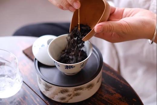 杞冠臻选 | 天下名山 武夷岩茶之老丛水仙 70克装（10小袋）一罐 礼盒装双罐140g 商品图3