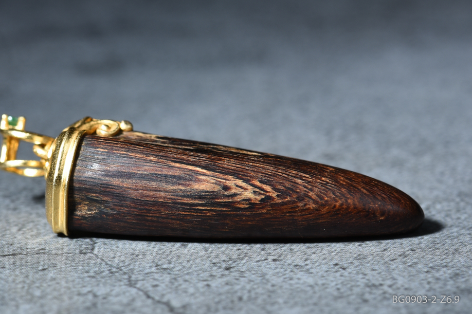 bg0903-2 文莱沉水狼牙包金吊坠4.32克