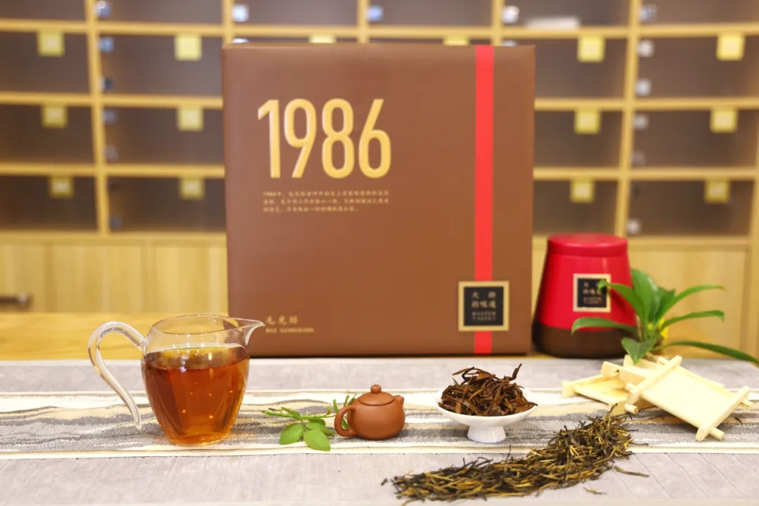 大师的味道-毛光琼有机滇红茶160g（80g*2罐）