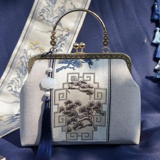 原创新款包包女手工制作斜跨百搭手提包秋冬女包旗袍国风中年布包 商品图2