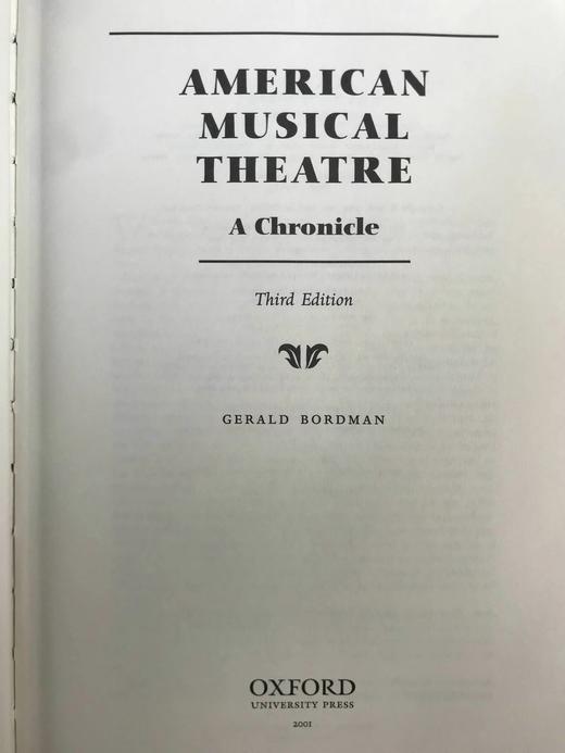 美国音乐剧院编年史 精装16开 商品图3