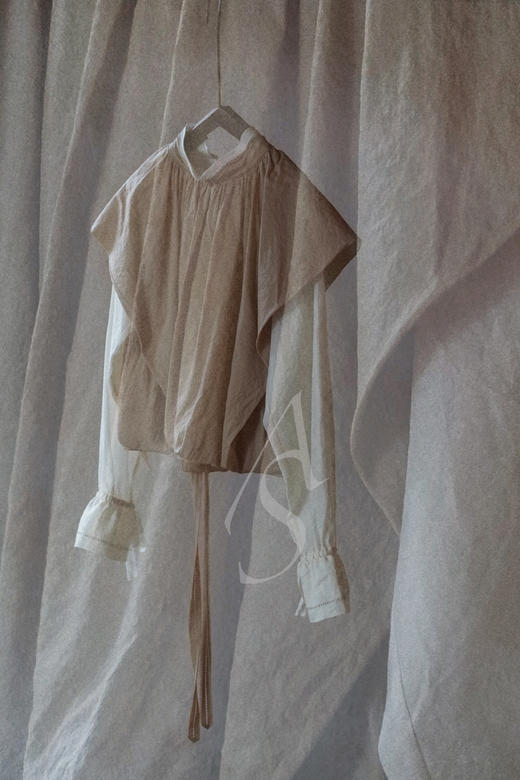 Phaedo  稻草黄拼接袖后系带上衣 商品图2