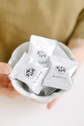 夏季如果出汗过多，导致阳气梳泄过度，便会灼伤肺阴！