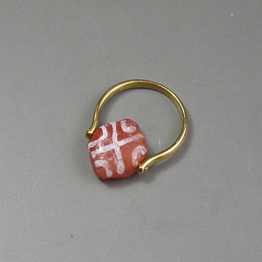 镶蚀红玉髓双面戒指 商品图6